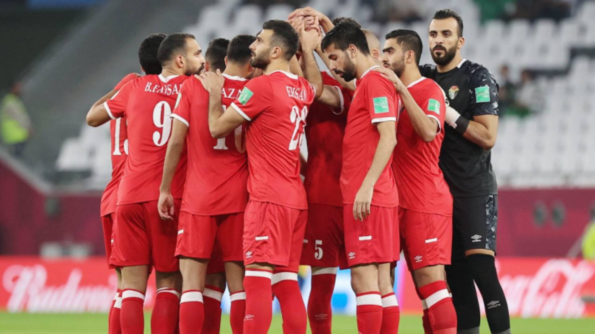 لاعبو المنتخب الوطني لكرة القدم