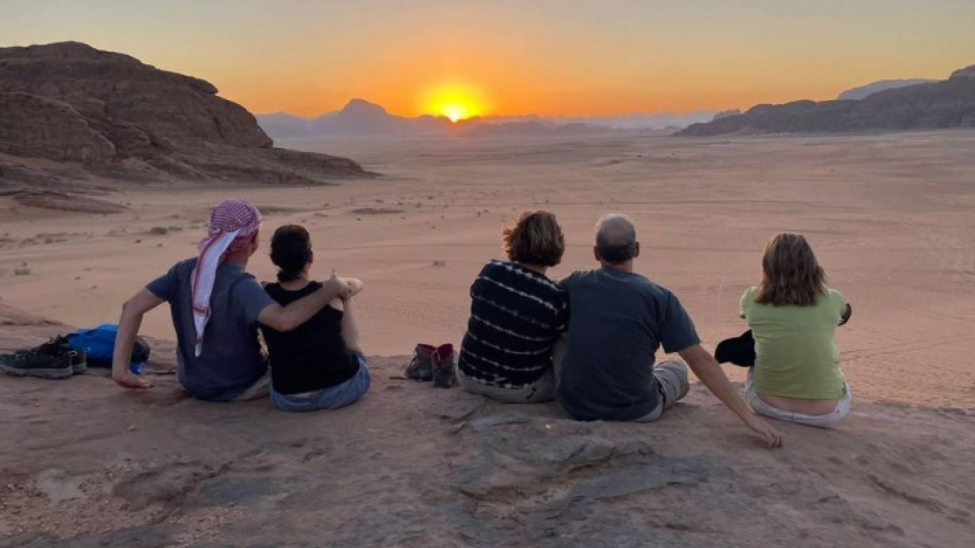 سياح في منطقة وادي رم - أرشيفية