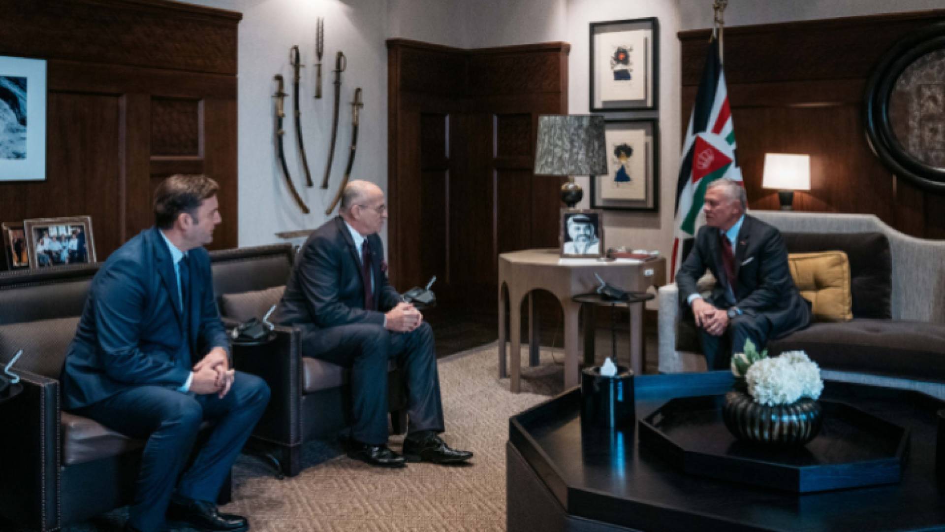 الملك يلتقي مسؤولين مشاركين في المؤتمر المتوسطي لمنظمة الأمن والتعاون الأوروبي