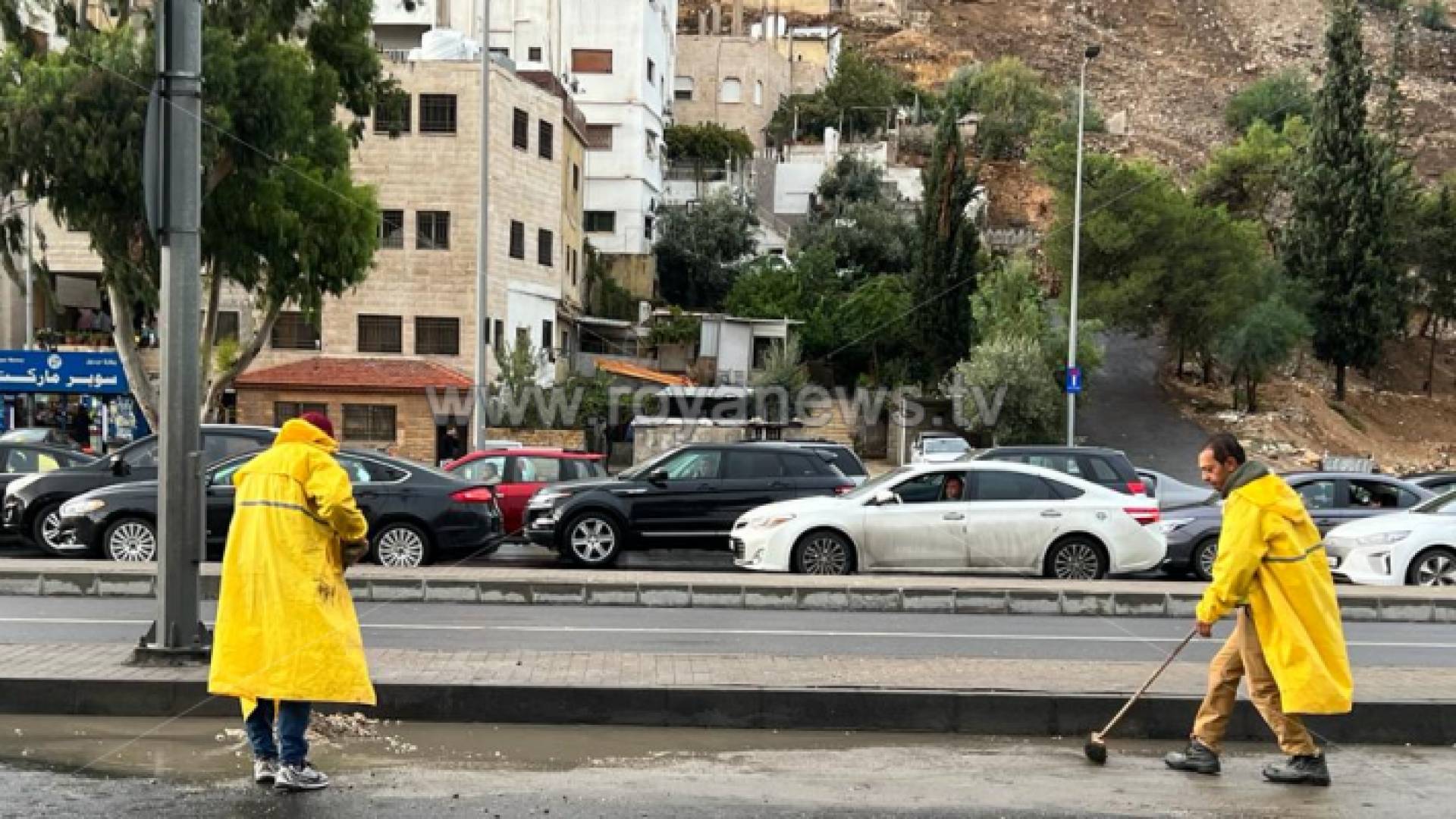 أحد شوارع العاصمة عمان بعد سقوط الأمطار