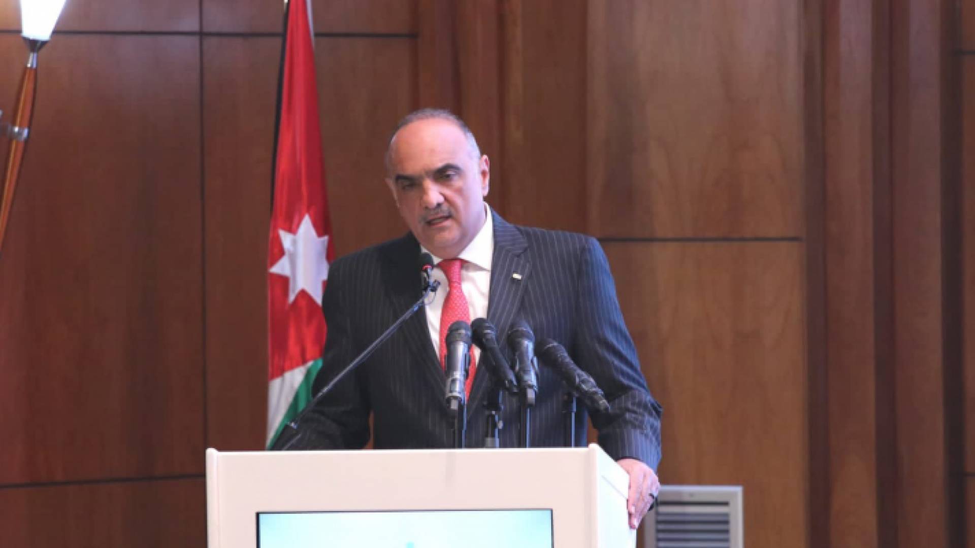 رئيس الوزراء بشر الخصاونة