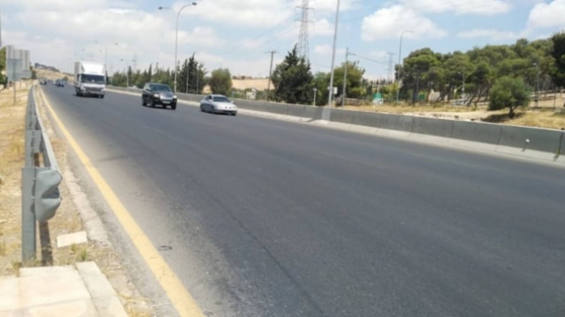 طريق المطار - أرشيفية