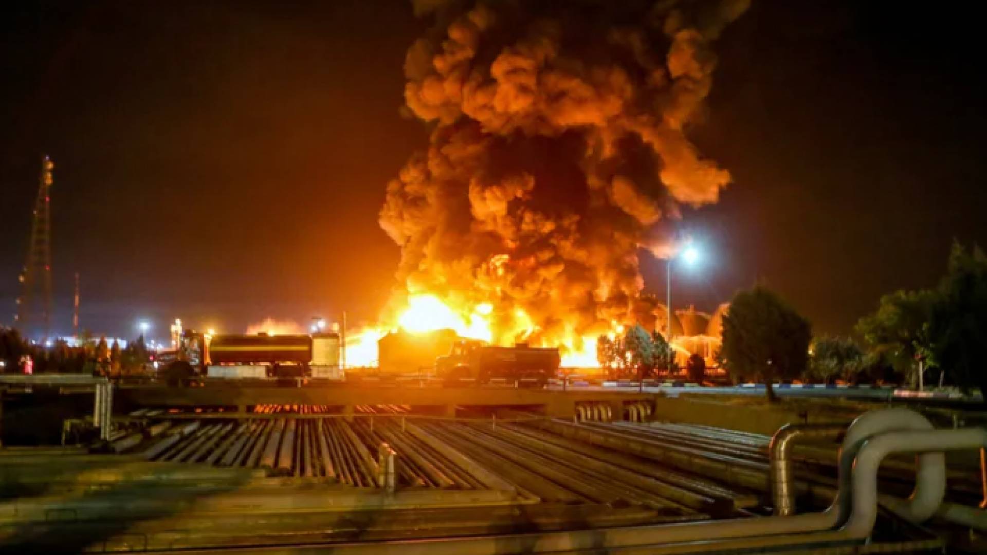 حريق في منشأة نفطية في إيران