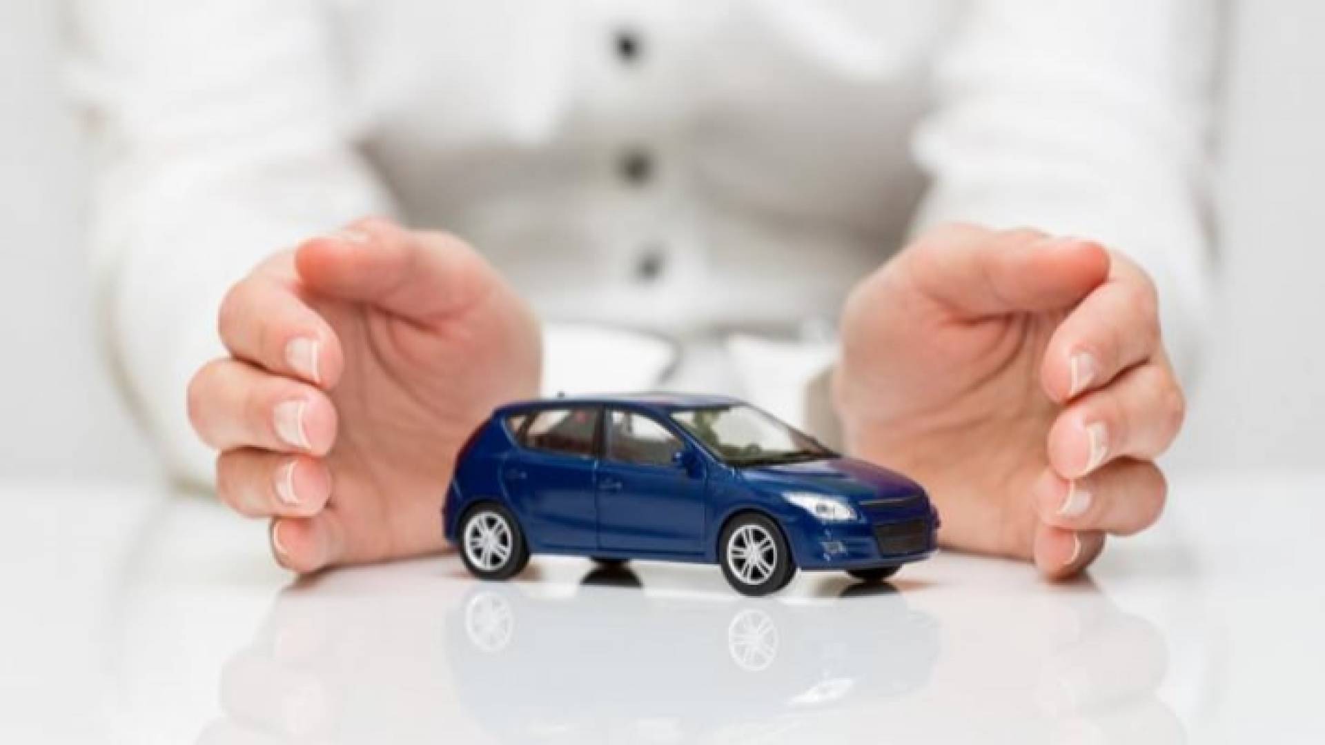 صورة توضيحية لتأمين المركبات