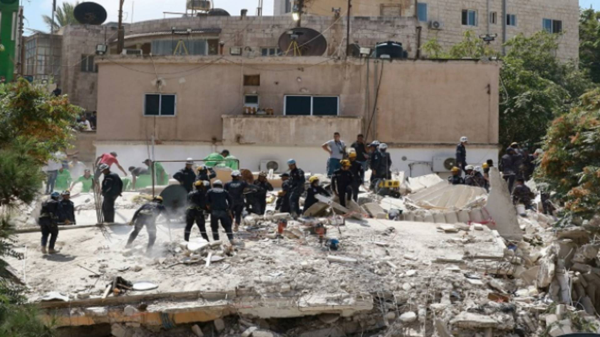 عمارة اللويبدة المنهارة