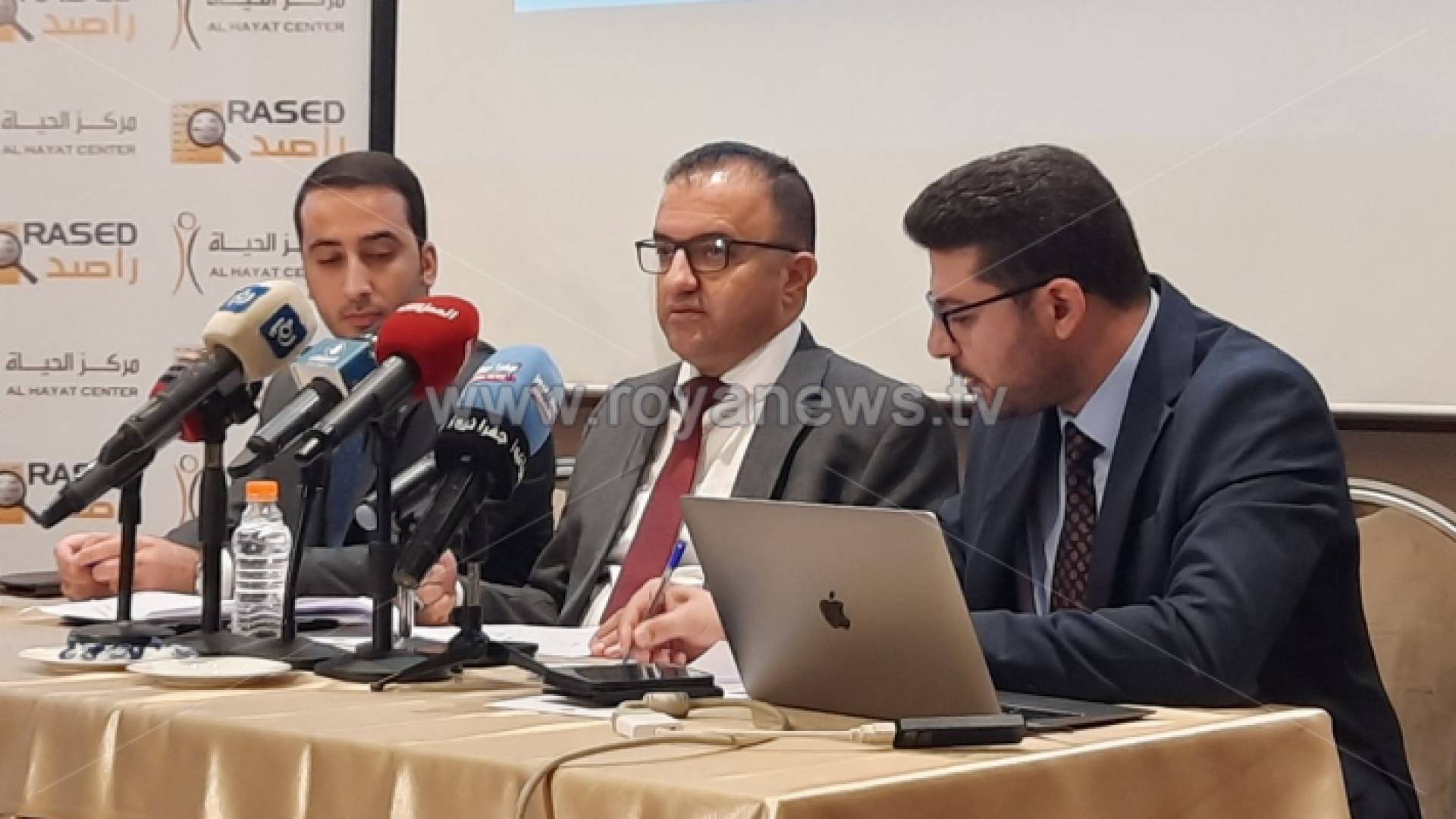 جانب من المؤتمر الصحفي