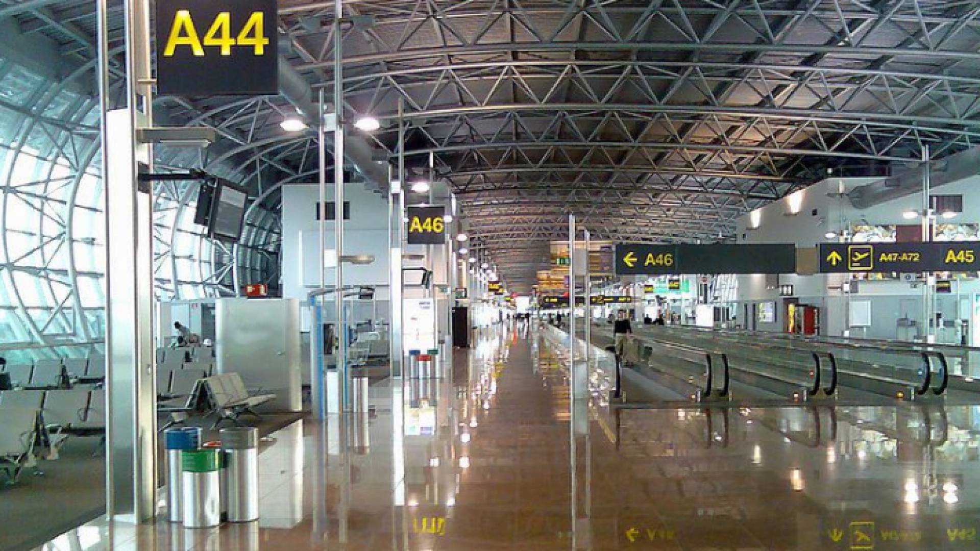 مطار بروكسل
