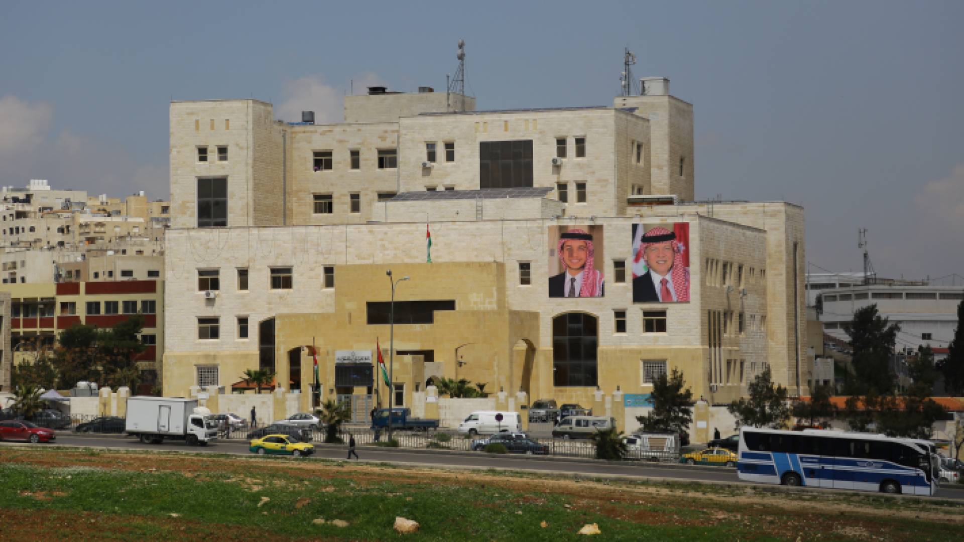 دائرة الأحوال المدنية والجوازات