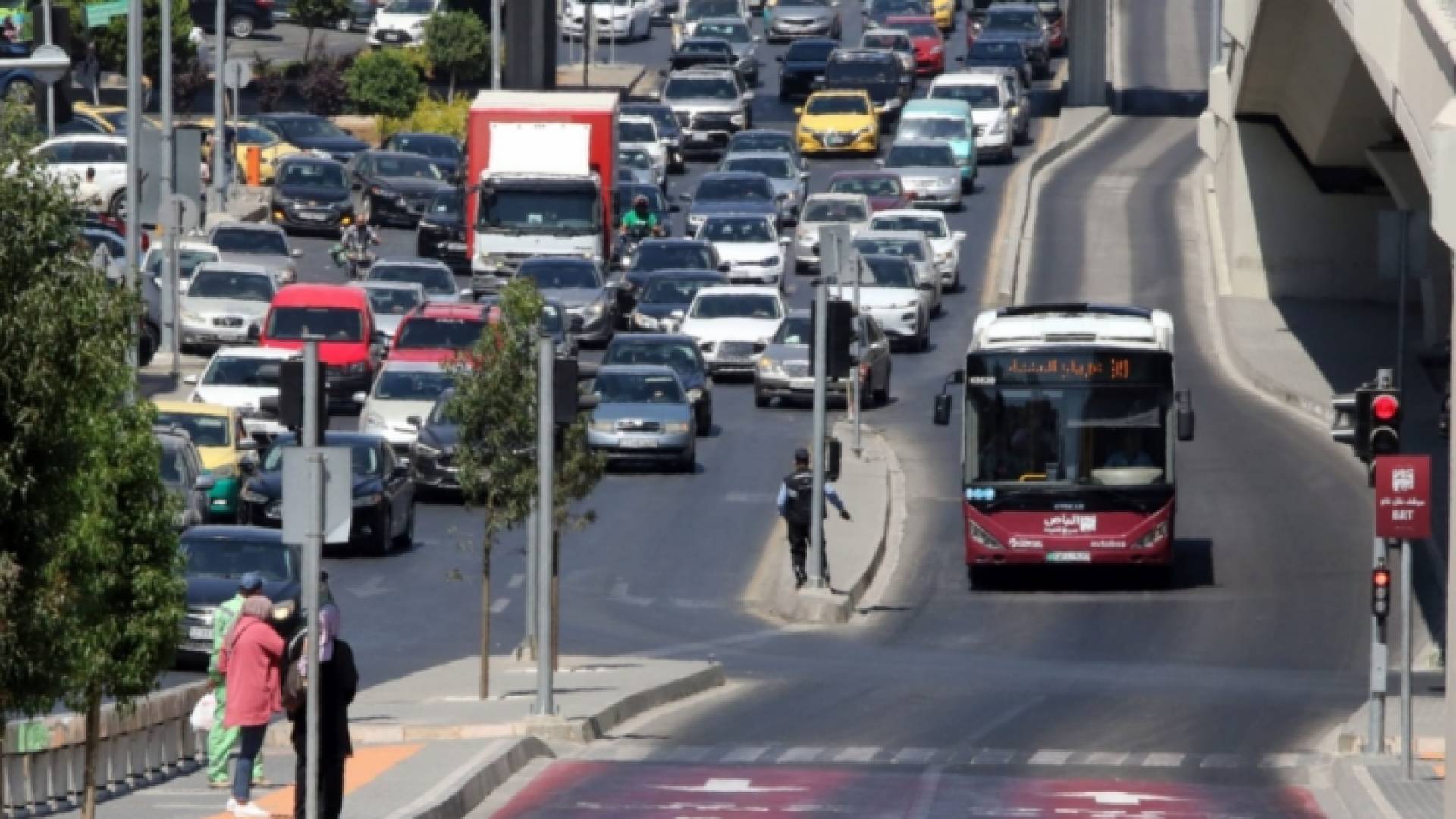 الباص السريع