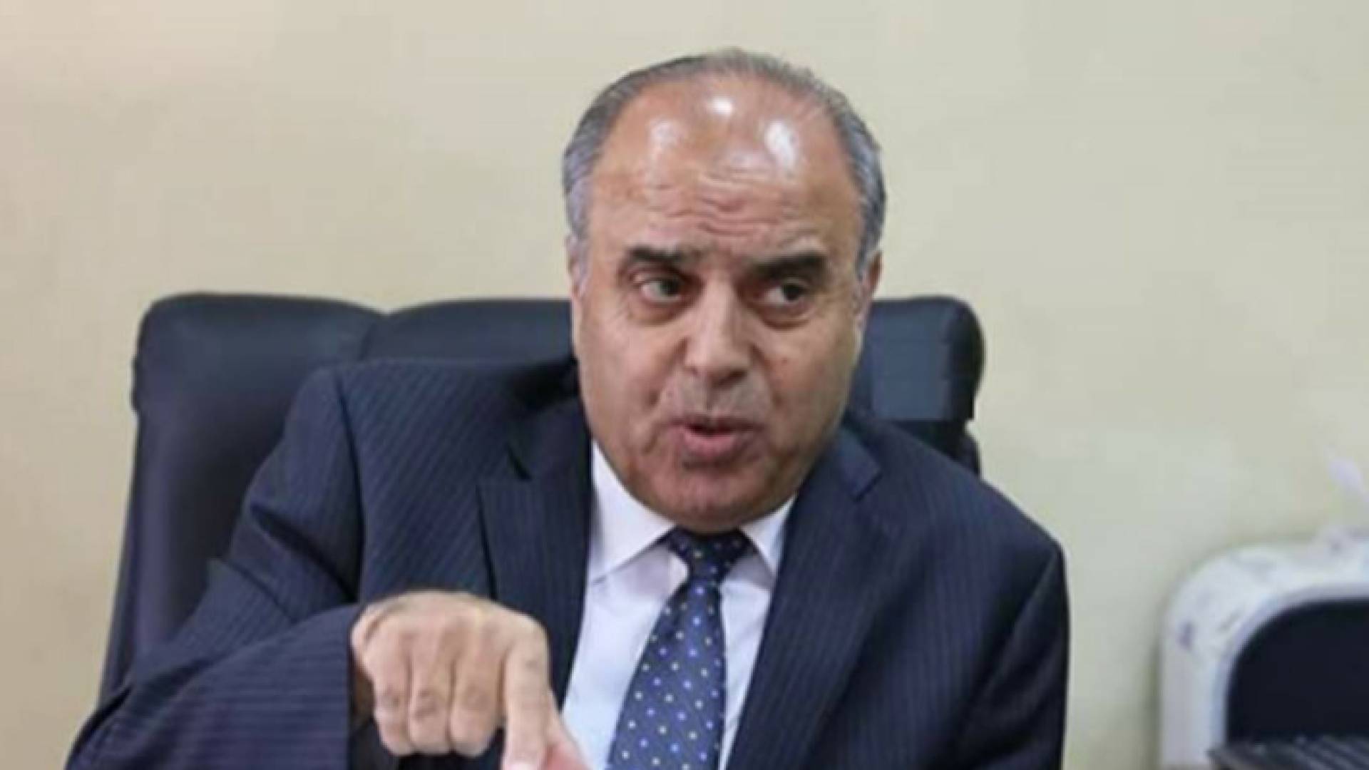 وزير التربية والتعليم ووزير التعليم العالي والبحث العلمي الدكتور عزمي محافظة