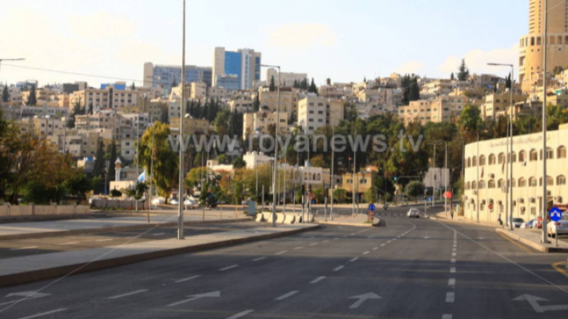 الحظر الشامل