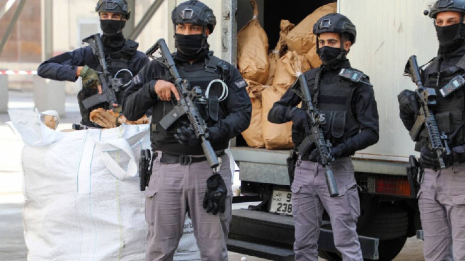 نشامى مكافحة المخدرات