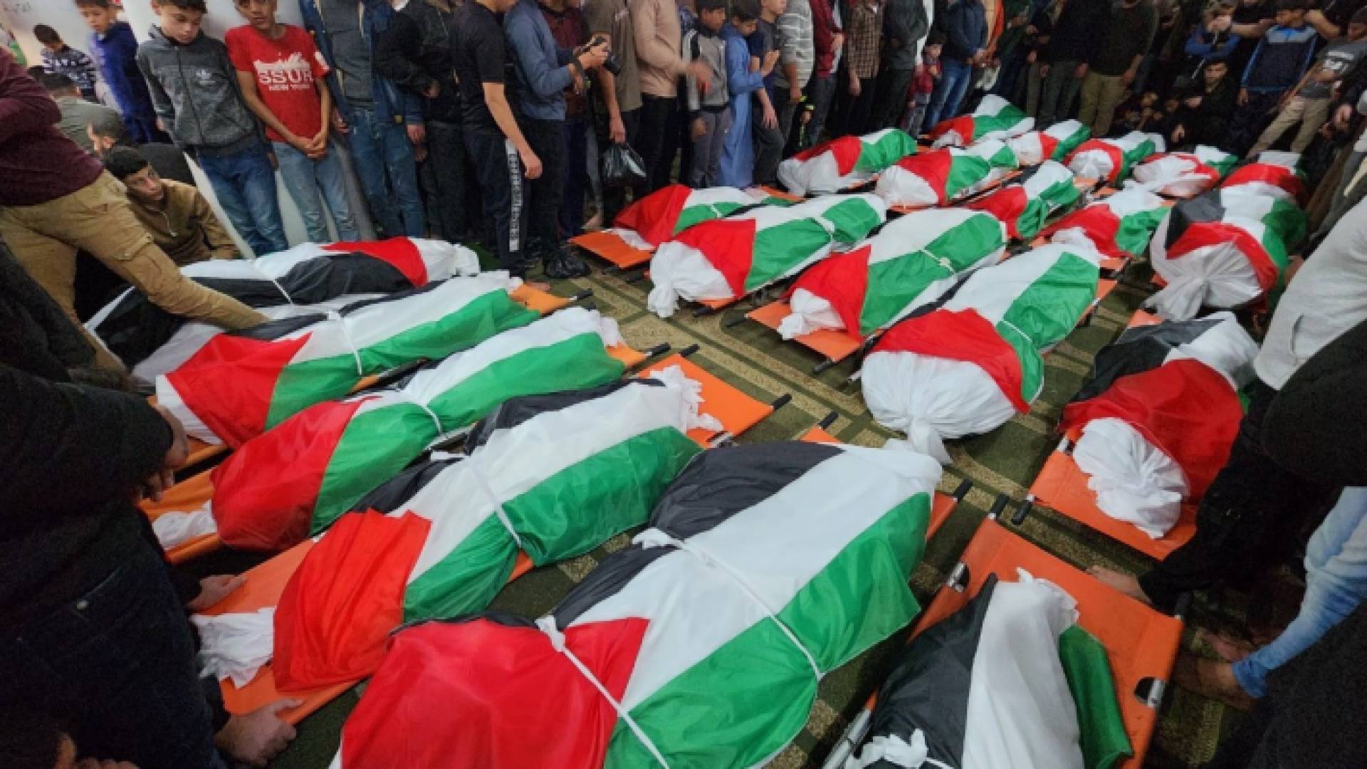 جثامين شهداء حريق جباليا