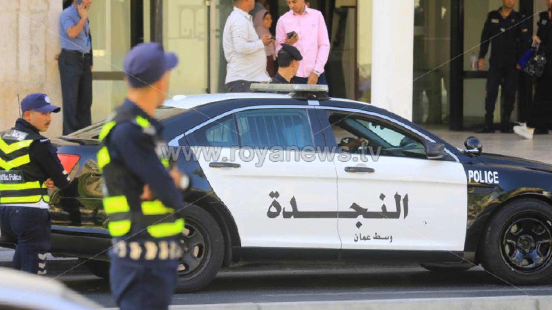 مركبة تابعة للأمن العام