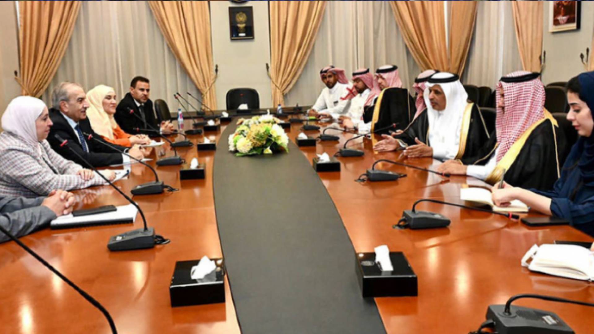 الوفدان الأردني والسعودي على هامش اجتماعات مجلس وزراء النقل العرب في الإسكندرية