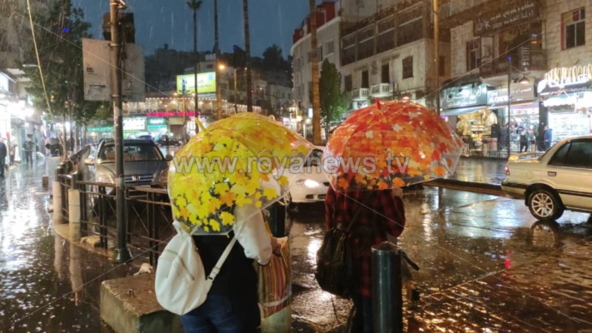 صورة أرشيفية لتساقط الأمطار في وسط العاصمة عمان