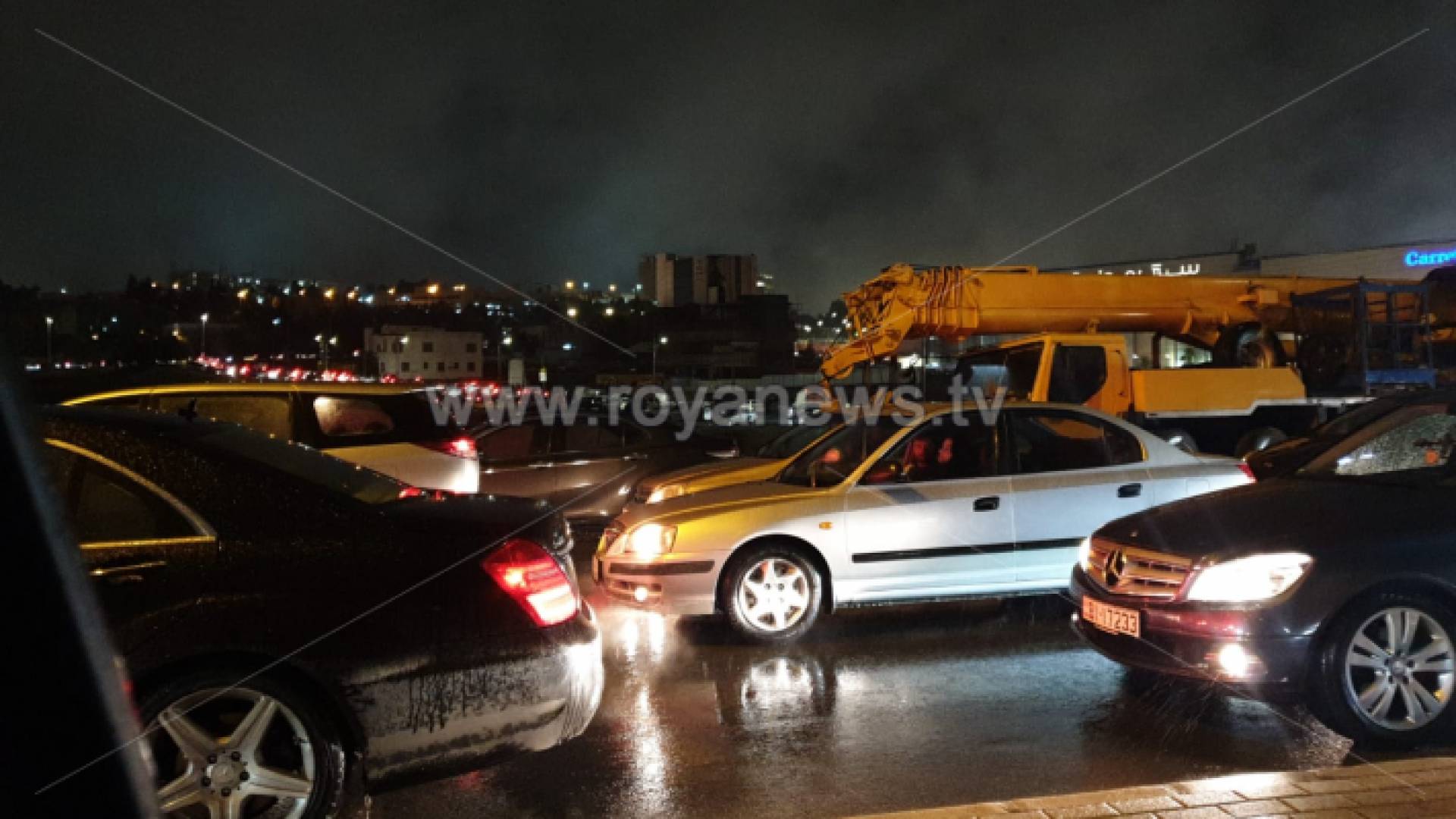 جانب من الازدحامات في شوارع العاصمة عمان