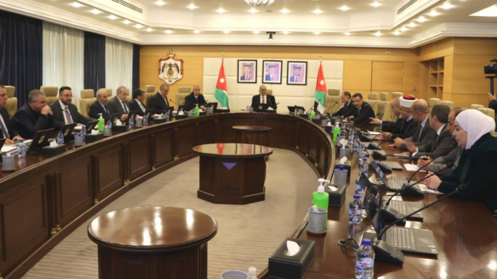 جانب من اجتماع مجلس الوزراء