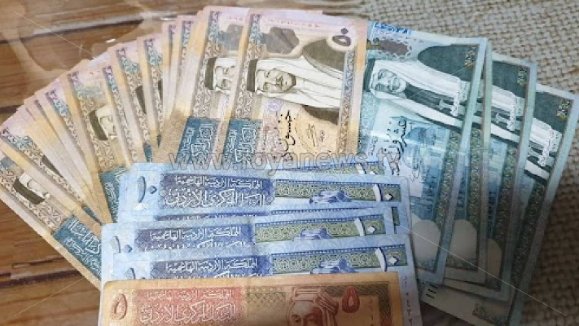 مبالغ نقدية أردنية