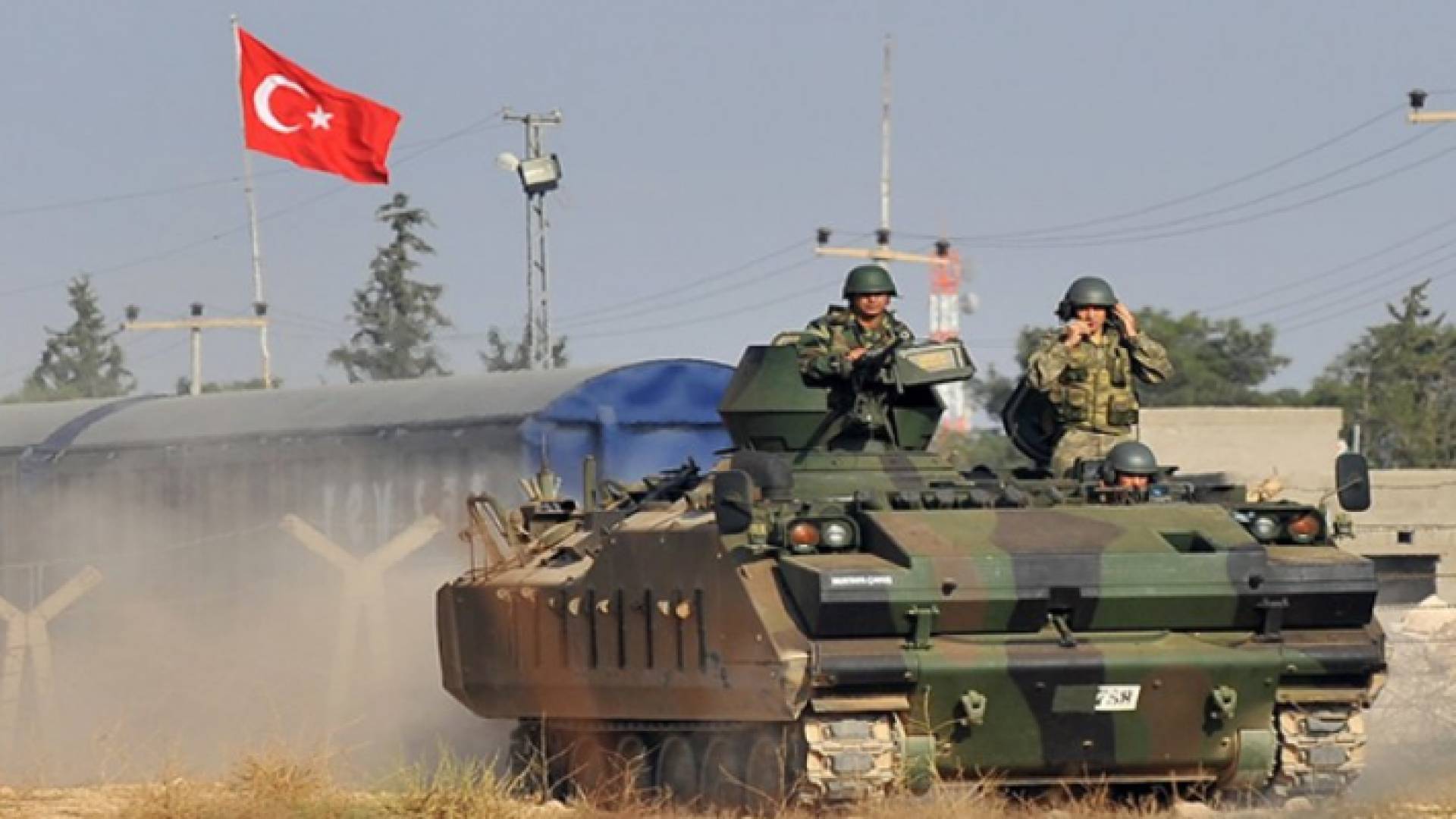 آلية عسكرية تركية