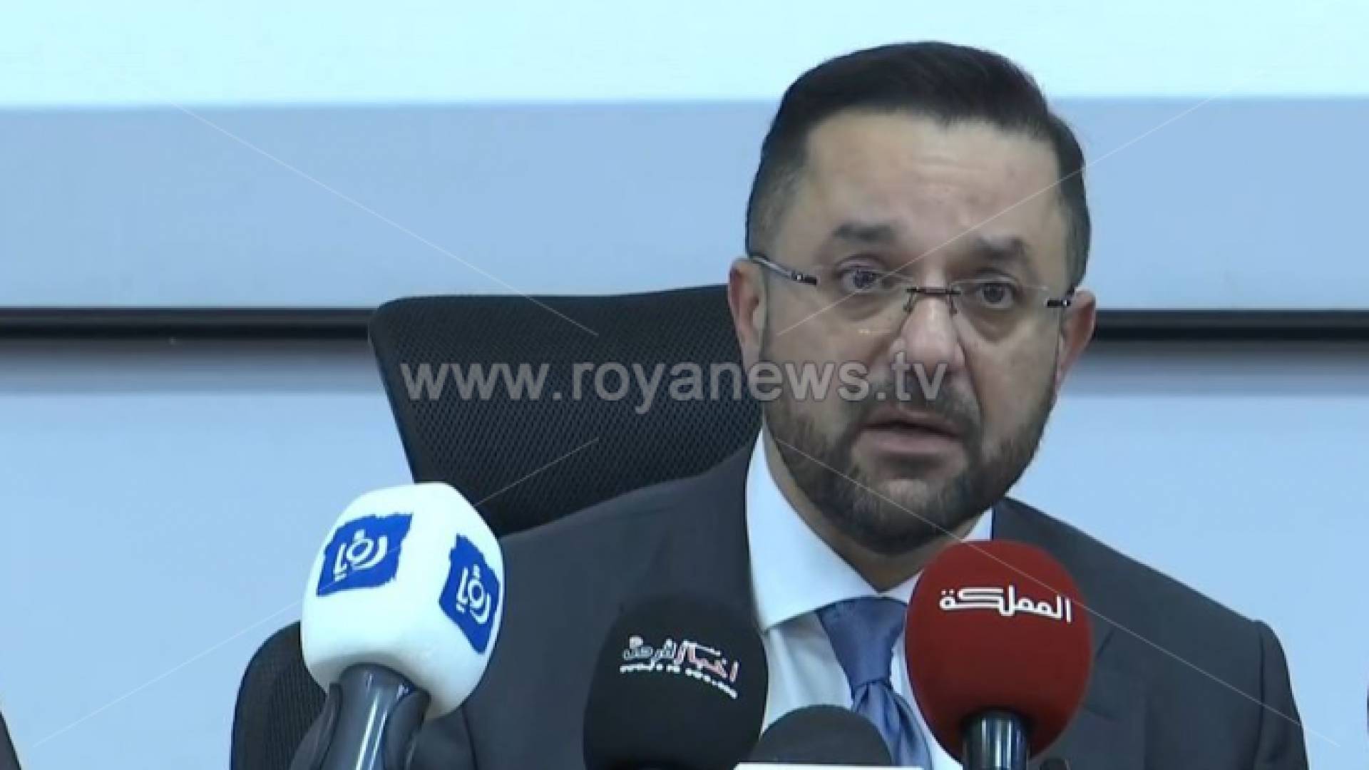 وزير المالية محمد العسعس من المؤتمر