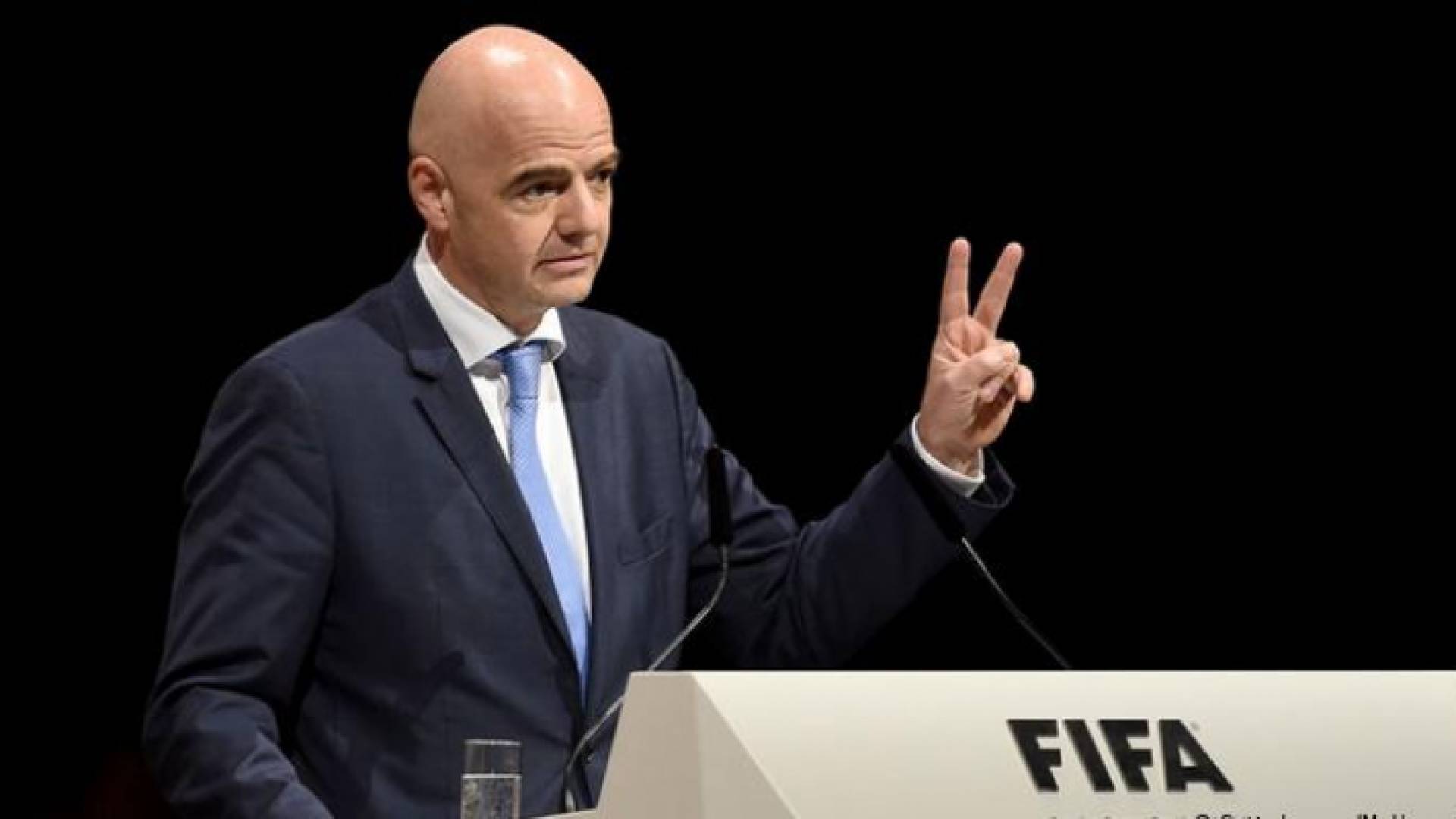 رئيس الاتحاد الدولي لكرة القدم "فيفا" جياني إنفانتينو