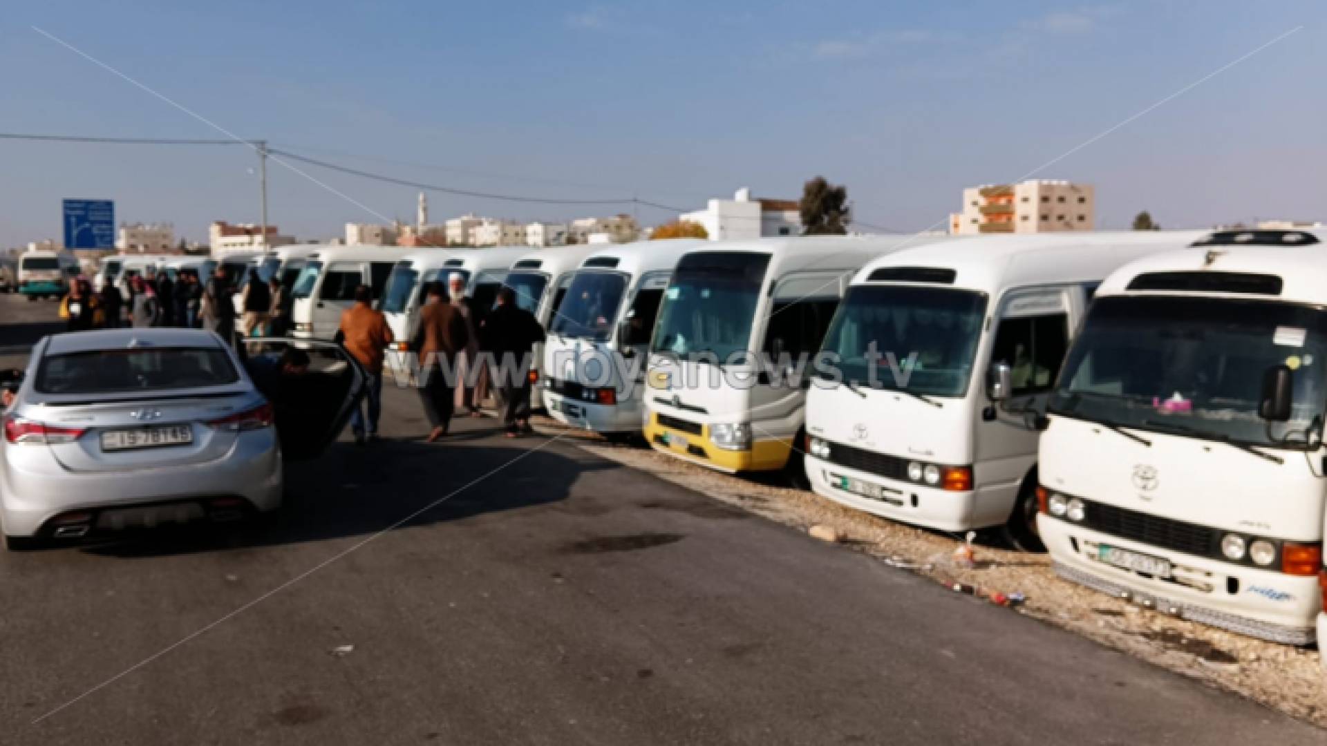 جانب من الحافلات المشاركة في الاعتصام