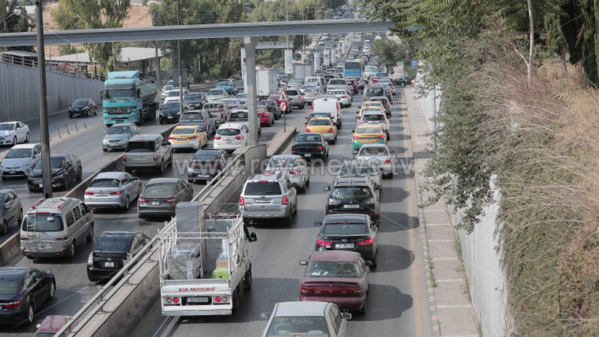صورة أرشيفية لأزمة سير في العاصمة عمان