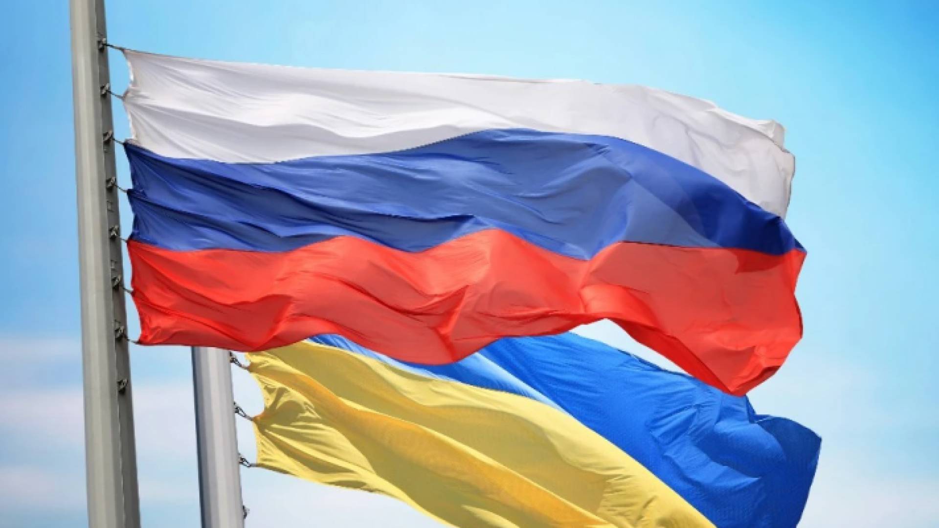 العلمان الروسي والأوكراني