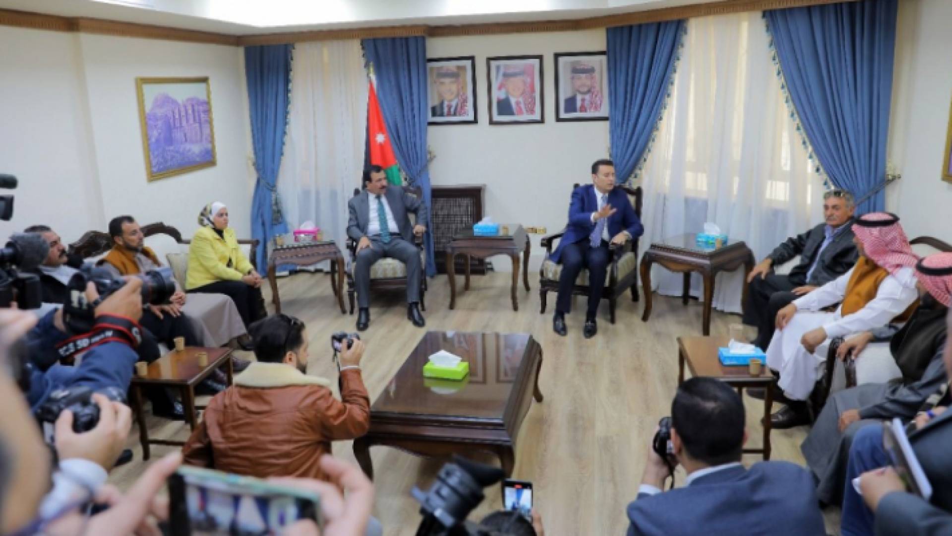 أصحاب الشاحنات في اجتماع سابق بمجلس النواب