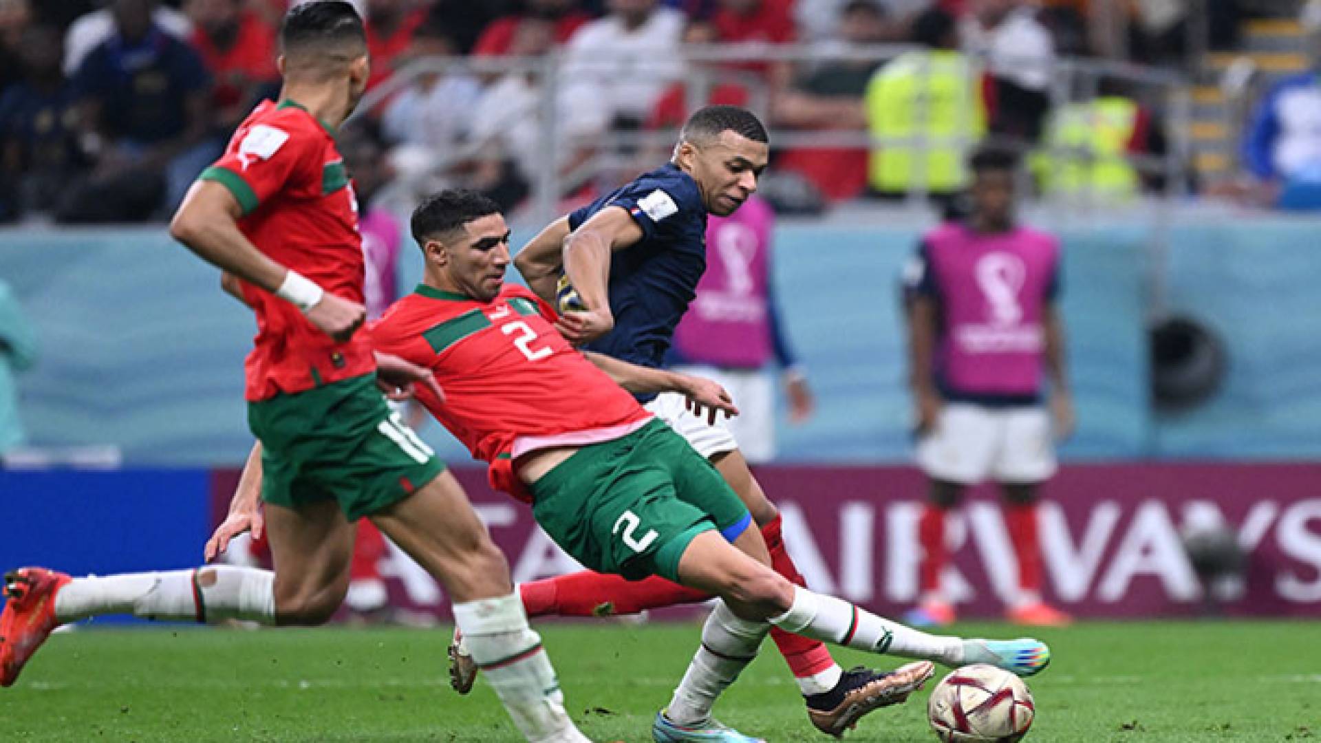 الصورة من مباراة المغرب وفرنسا