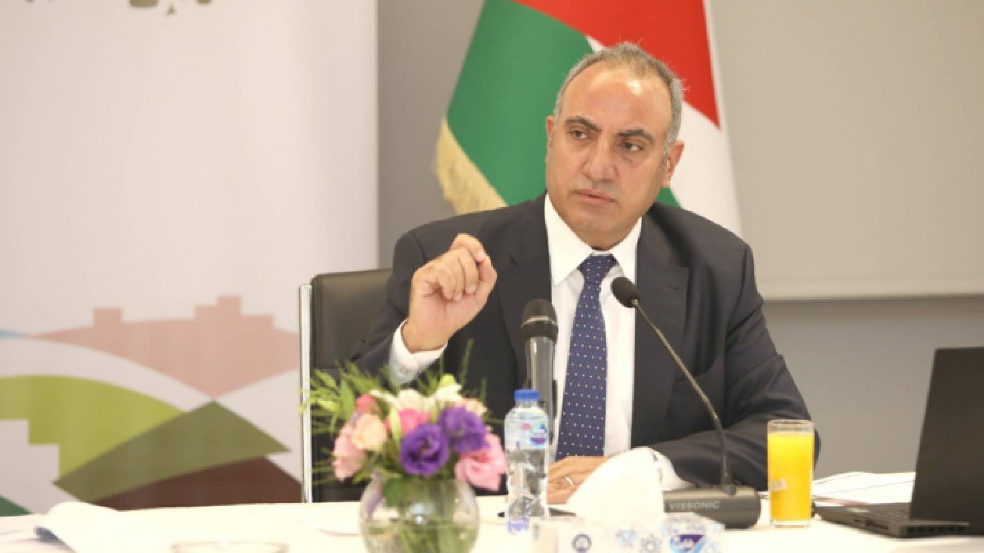 أمين عمان - يوسف الشواربة