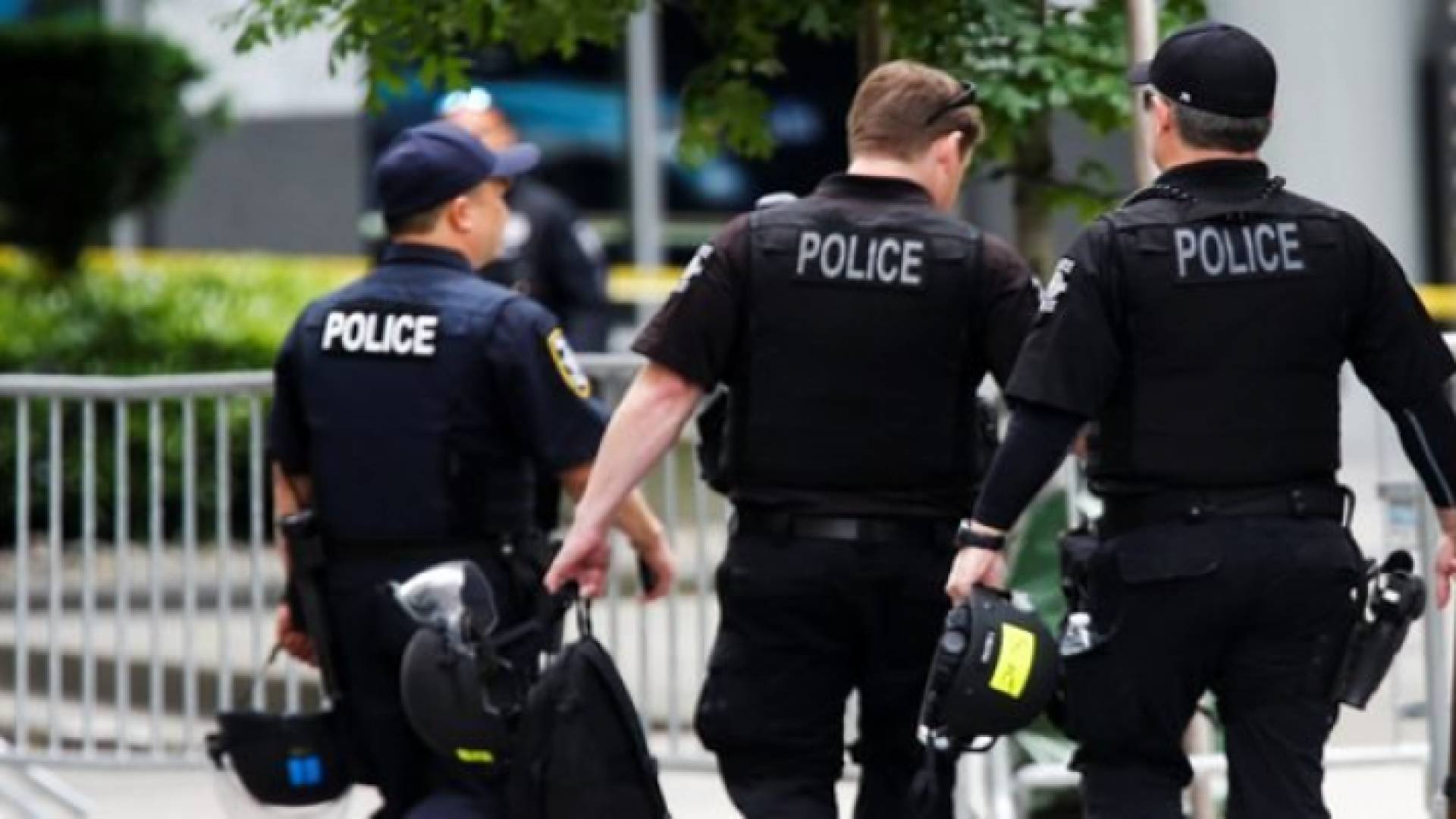 عناصر من الشرطة الأمريكية