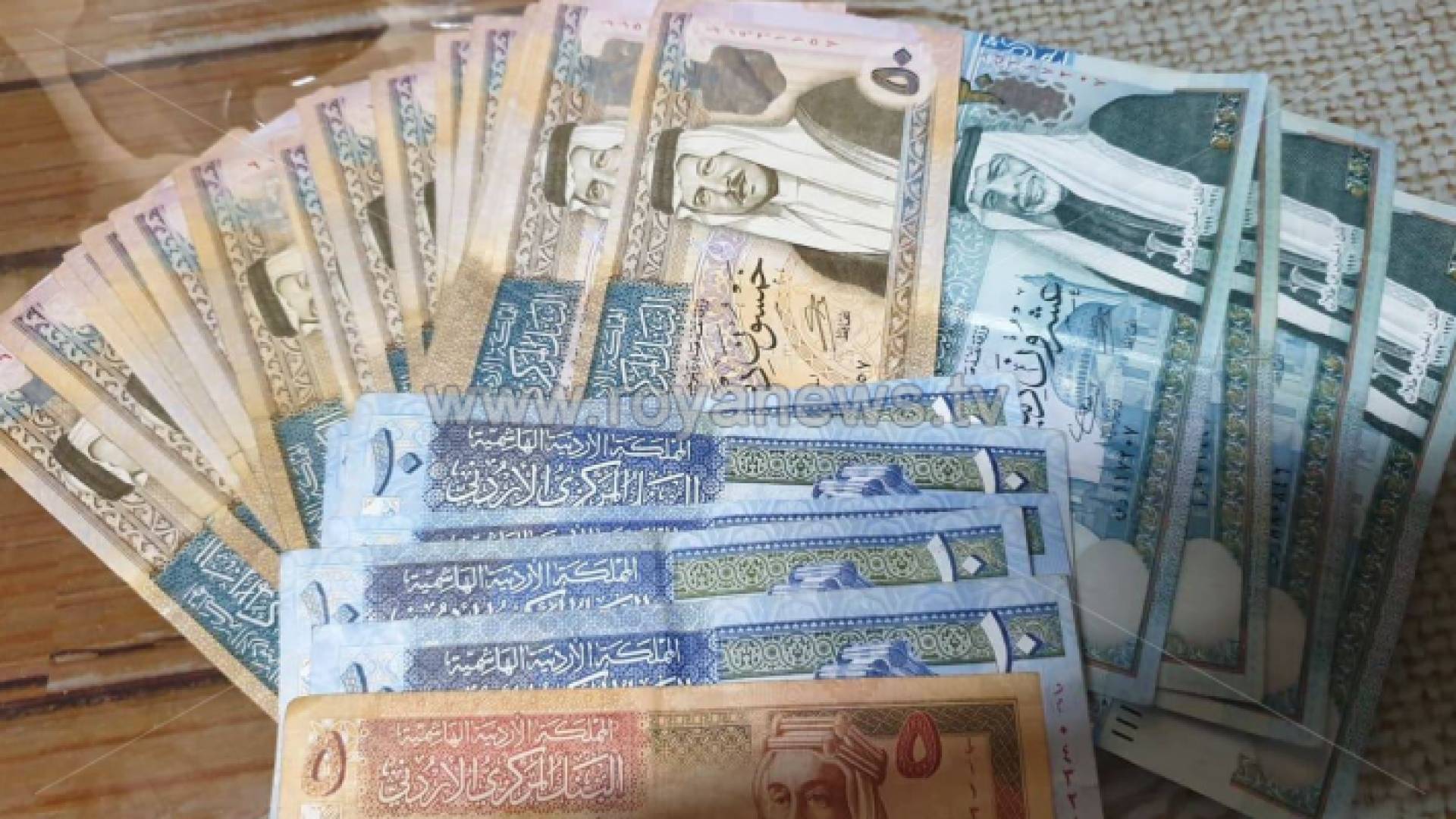 مبالغ نقدية أردنية