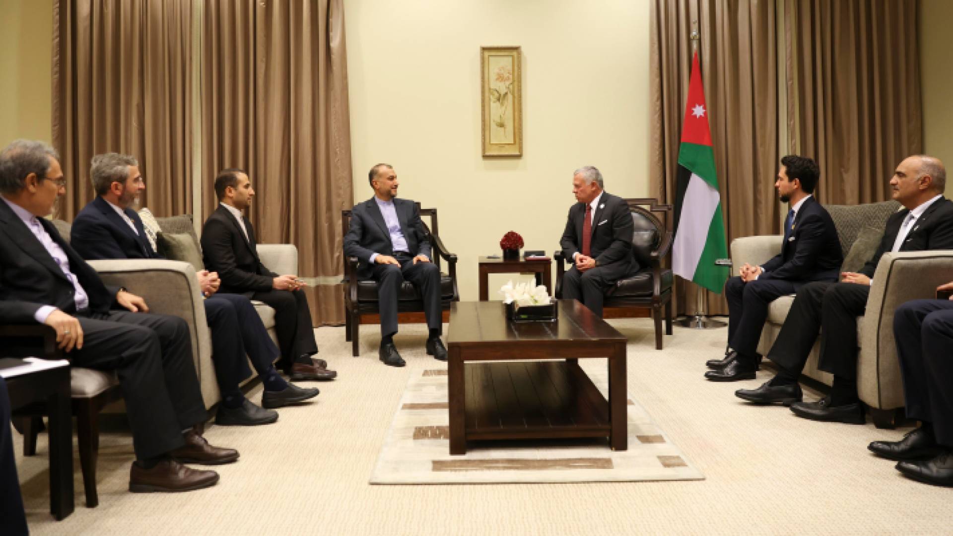 جلالة الملك يلتقي وزير الخارجية الإيراني حسين أمير عبداللهيان