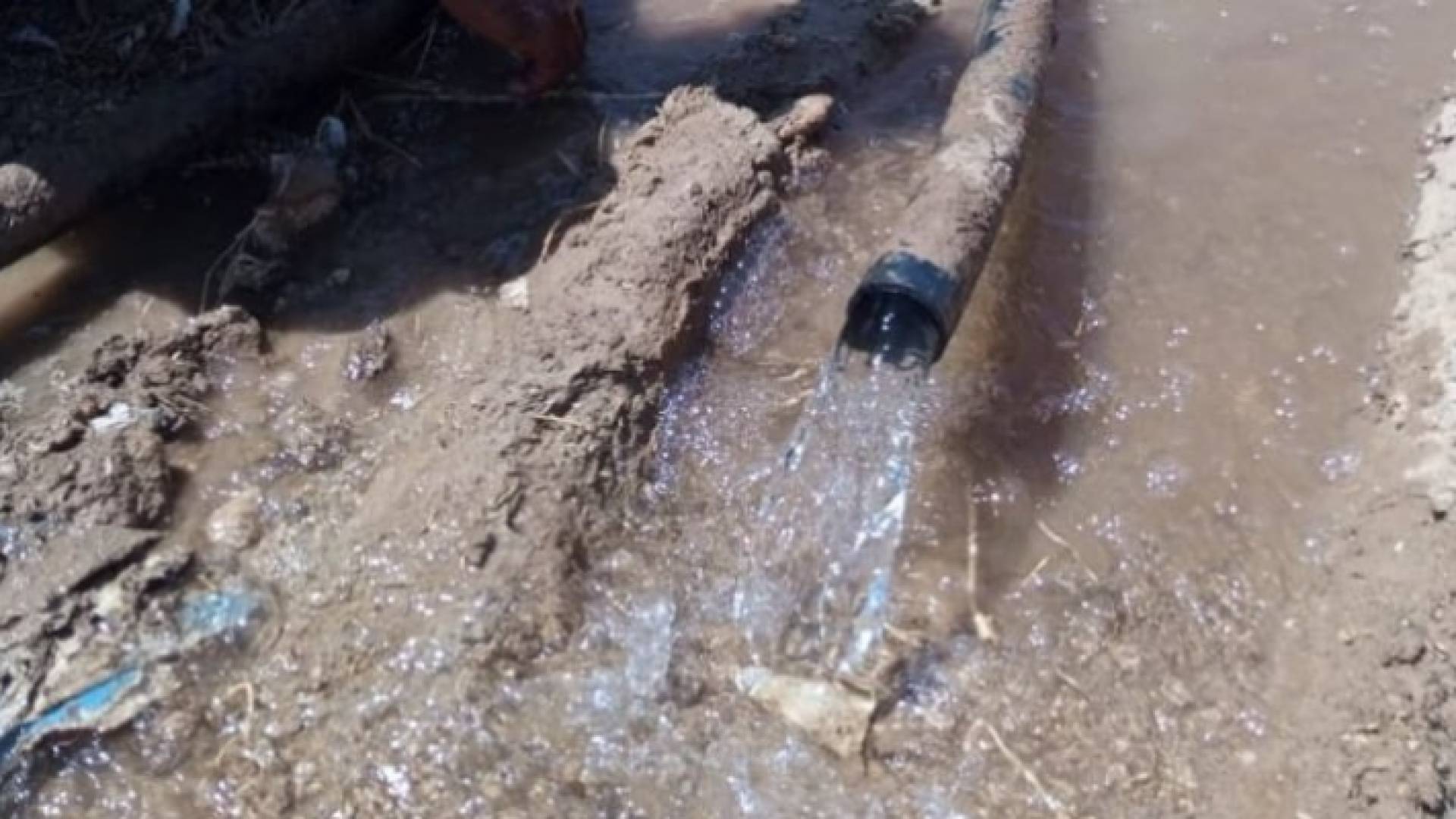 صورة أرشيفية لضبط اعتداءات على المياه