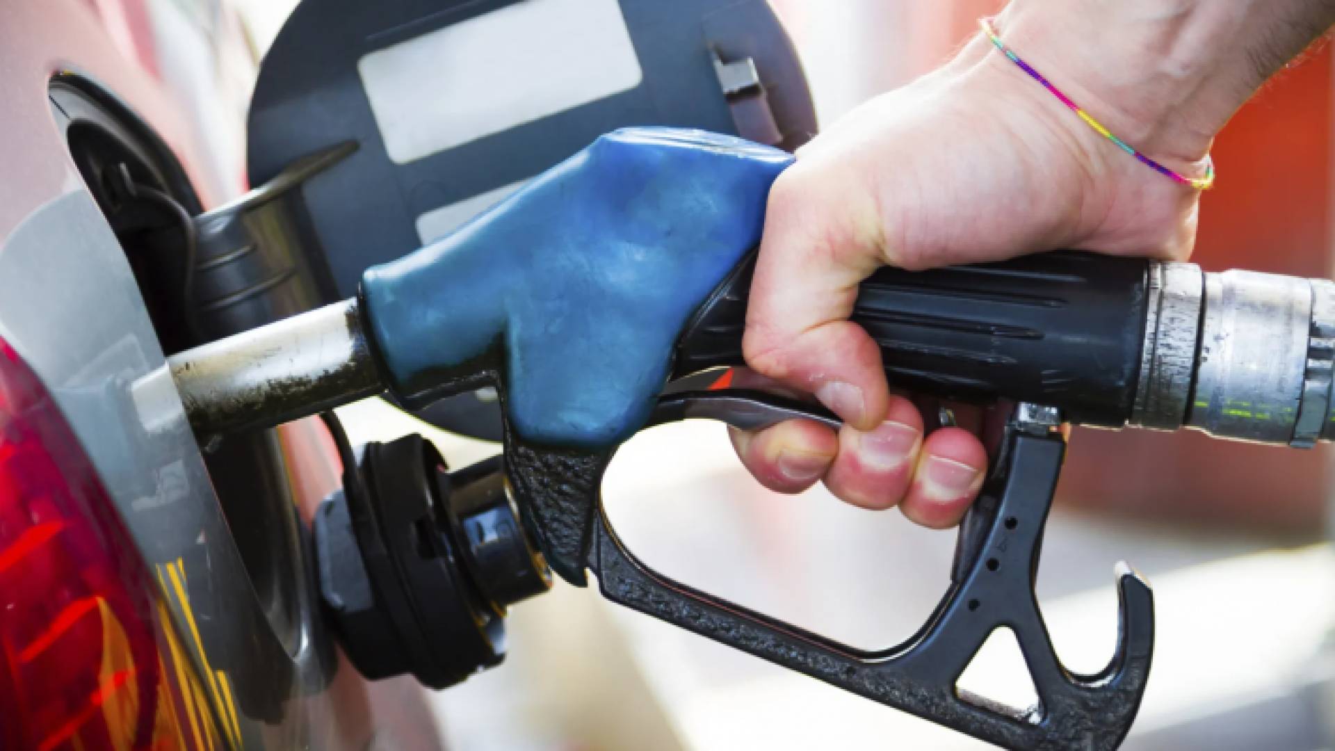 مضخة تعبئة بنزين