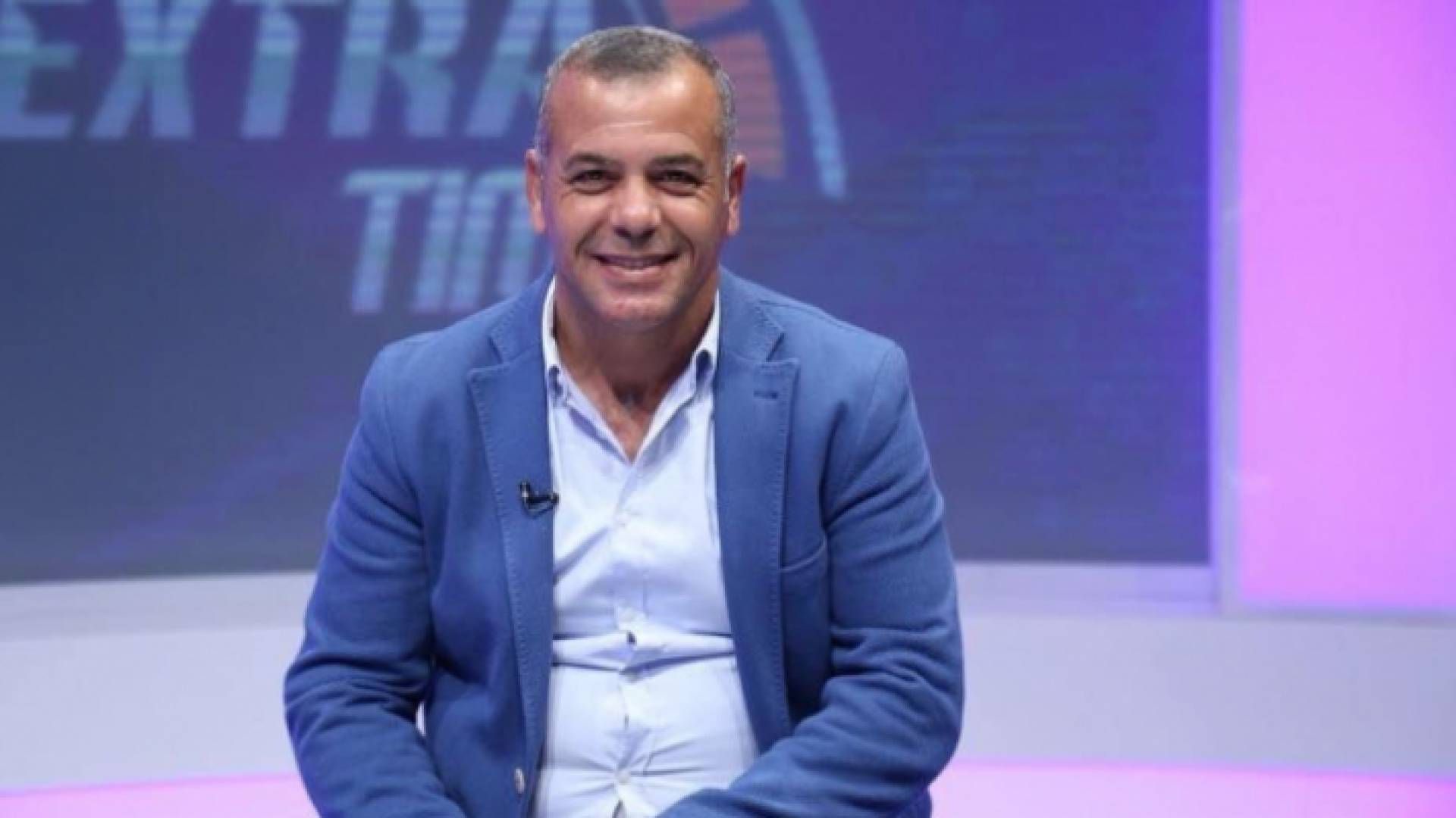 صورة أرشيفية للمدرب جمال أبو عابد خلال ظهوره في برنامج "إكسترا تايم" على شاشة رؤيا