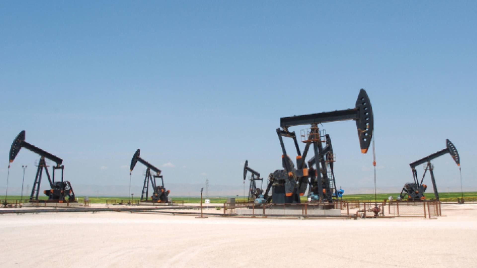 حقل نفط في سوريا