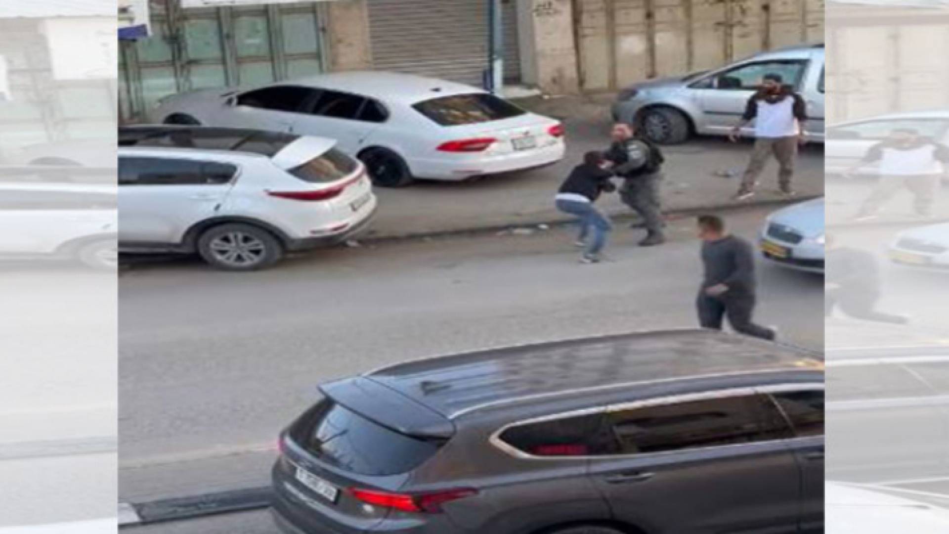 لحظة إعدام الشاب الفلسطيني