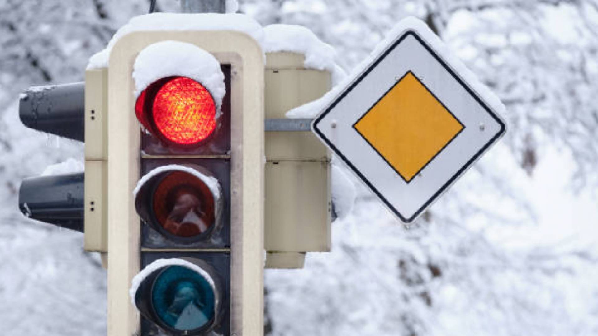 ثلوج - تعبيرية