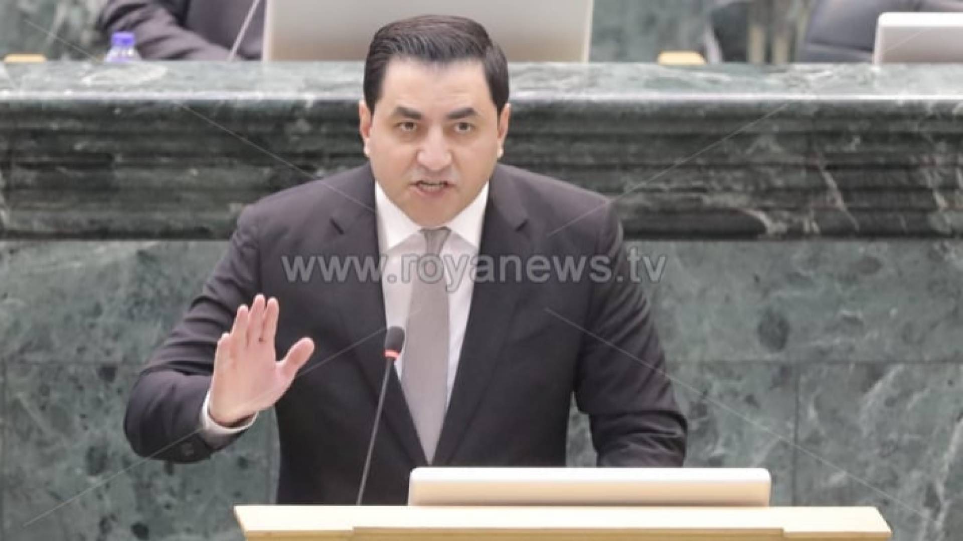 النائب ينال فريحات