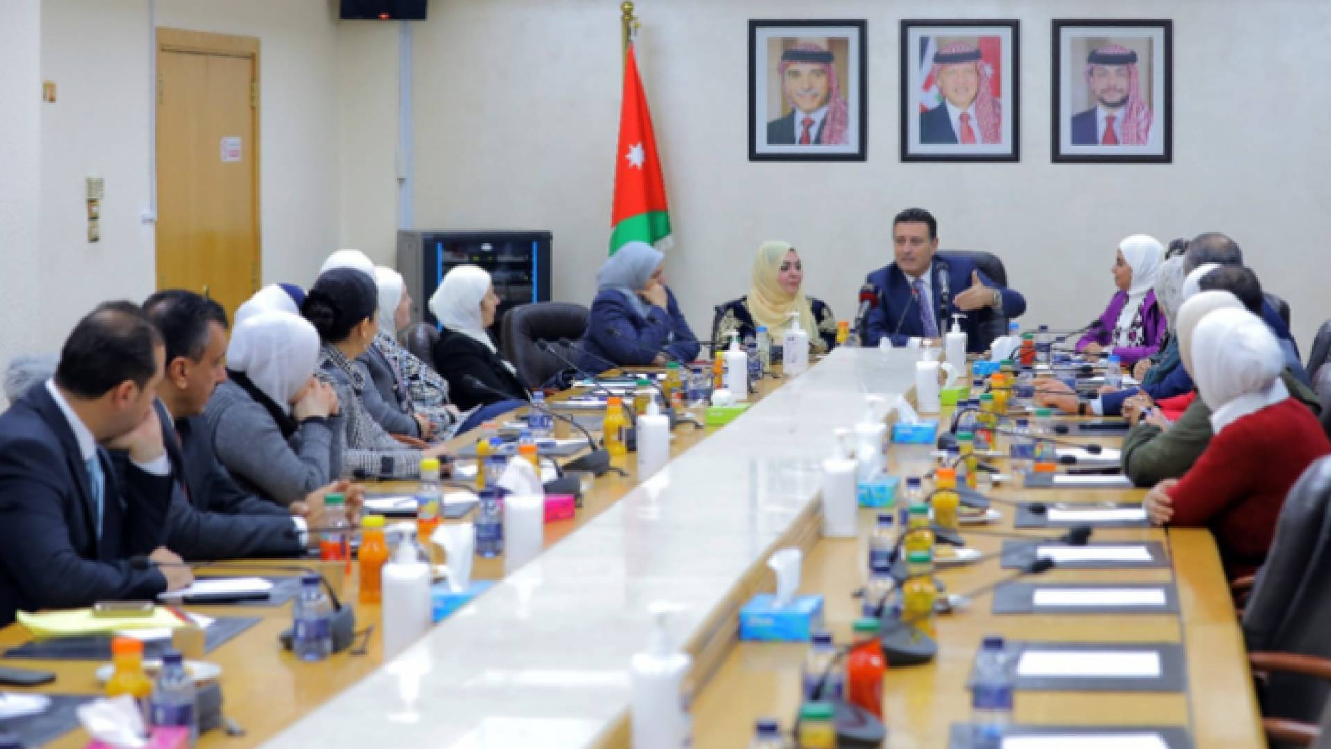 اجتماع لملتقى البرلمانيات