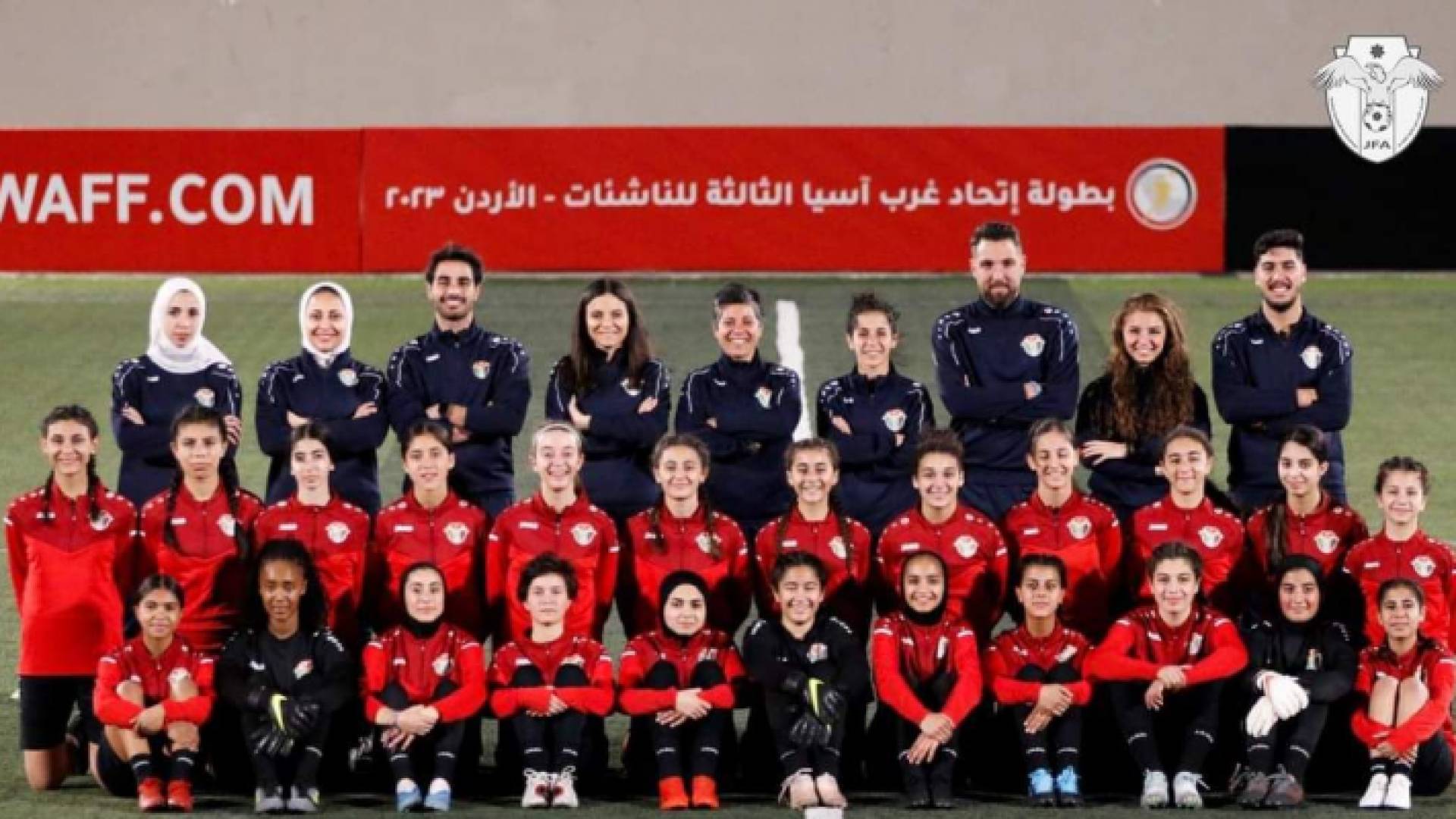 المنتخب الوطني للناشئات لكرة القدم