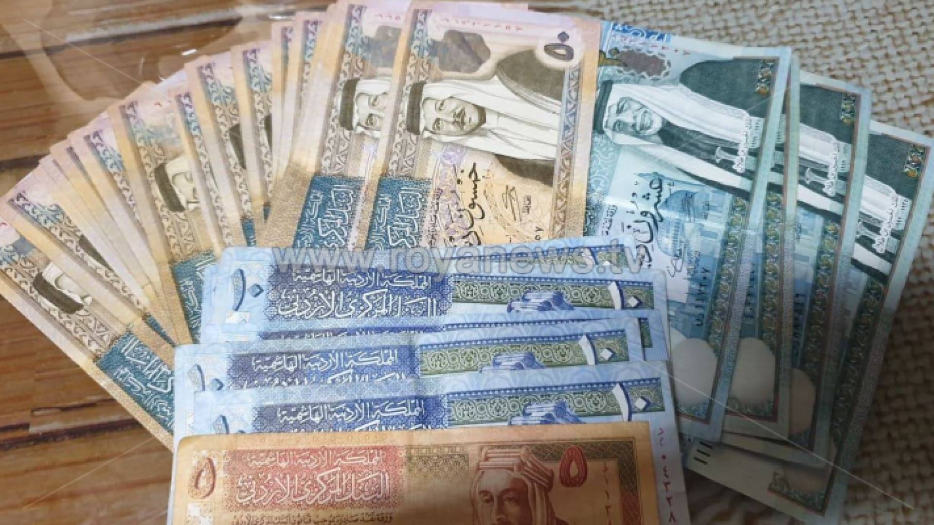 مبالغ نقدية أردنية