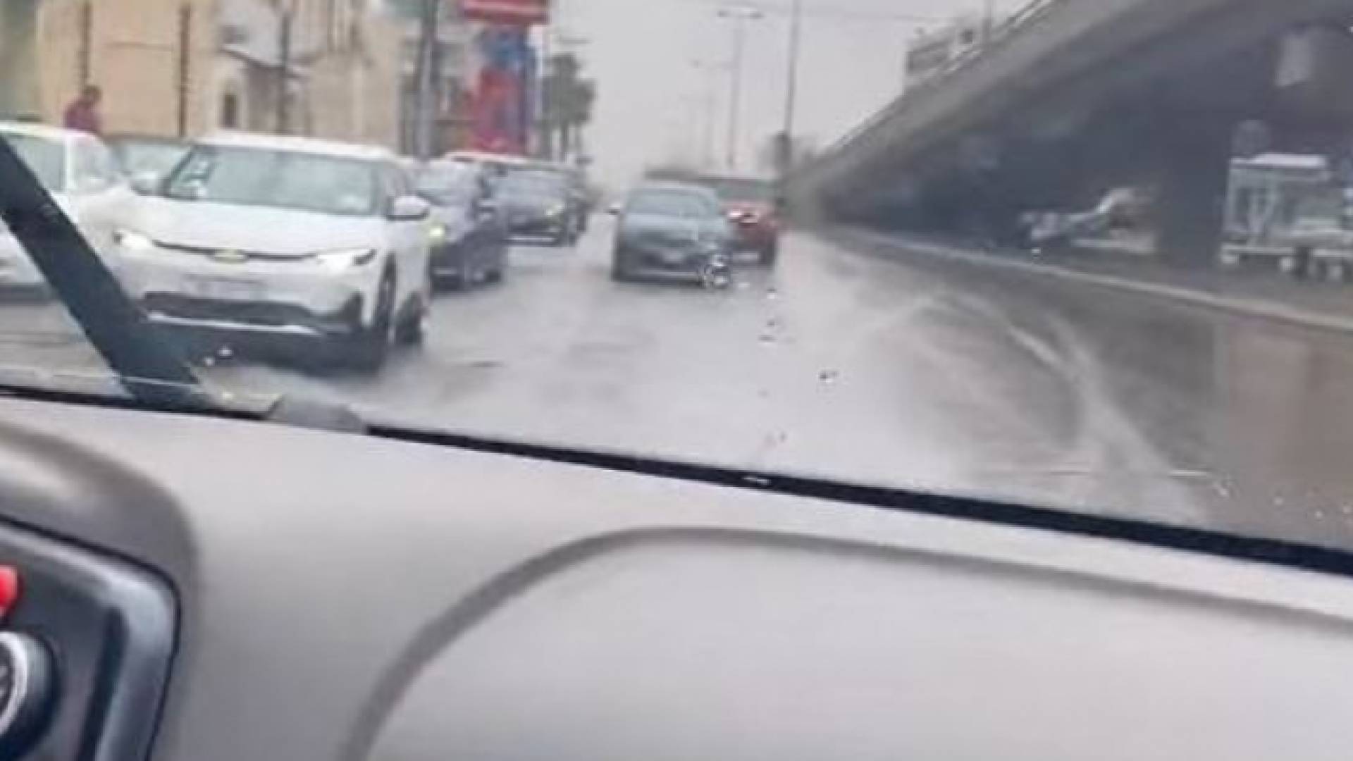 المركبة عقب انحرافها