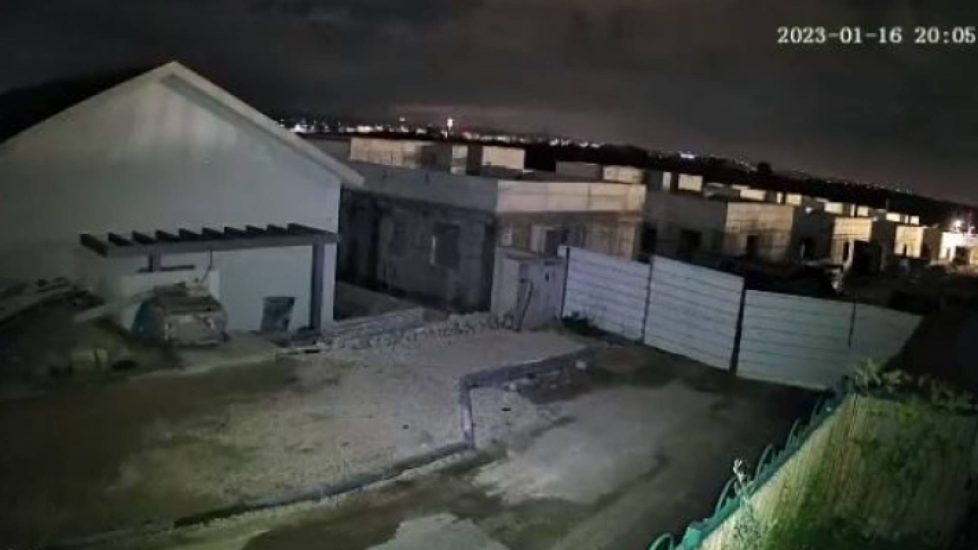 من موقع تنفيذ العملية في مستوطنة "شاكيد"