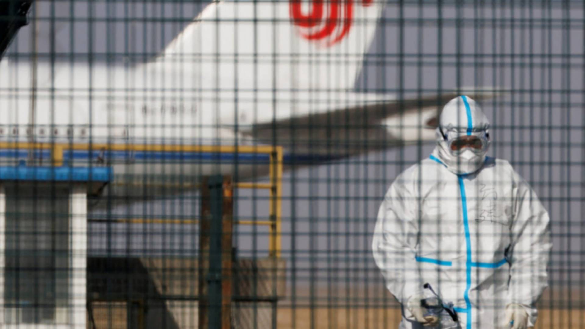 عامل في القطاع الصحي الصيني