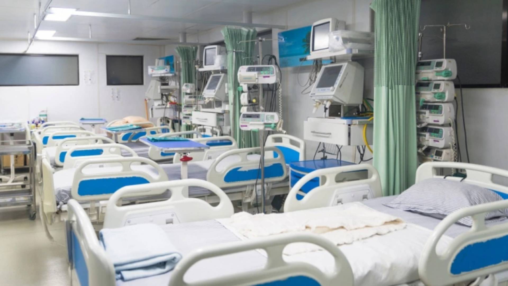 أسرة مستشفى - أرشيفية