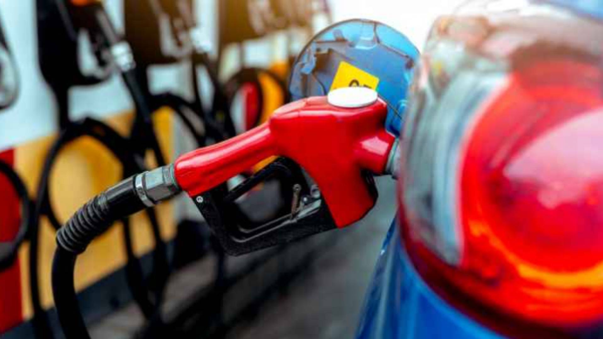 مضخة تعبئة بنزين